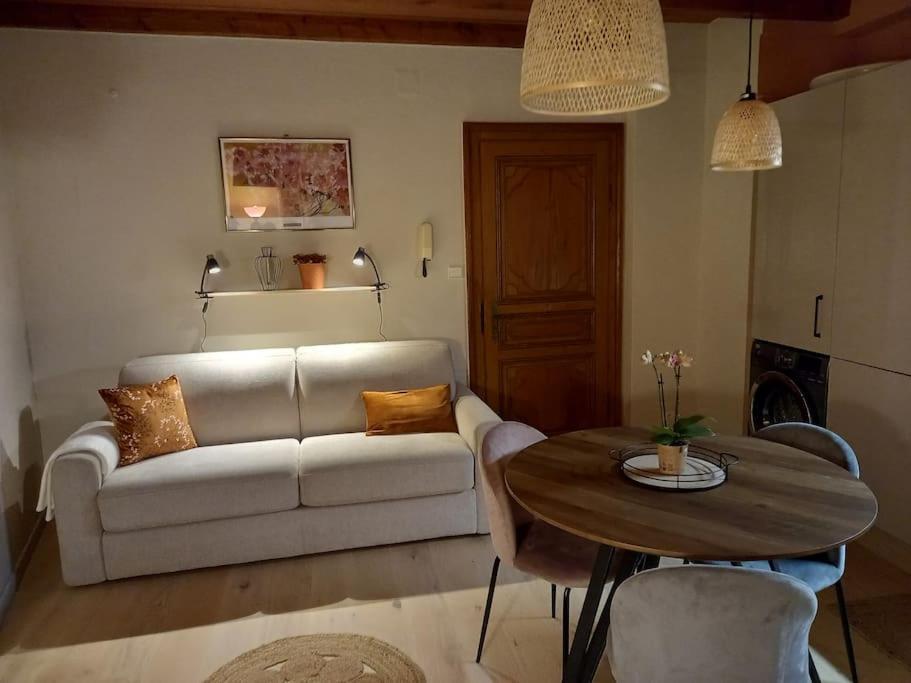 S'Gleina Gleck, In The Heart Of A Wine City, Charmant Studio 1 Piece Et 1 Salle De Bain Kaysersberg-Vignoble Bagian luar foto